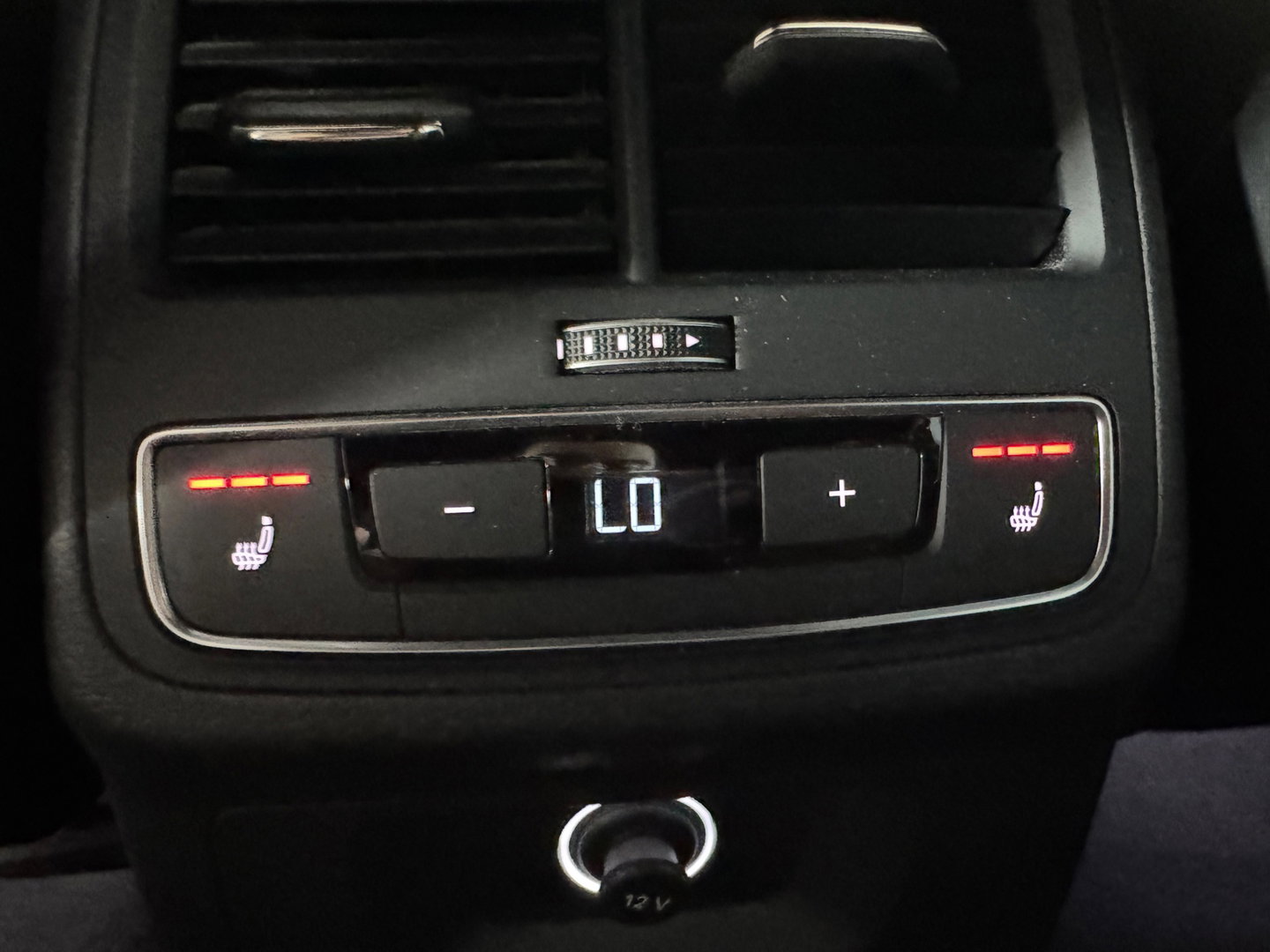 Audi A4 Avant 45 TFSI quattro edition one ACC|Stoelverwarming|Keyless|Lane Assist|Camera