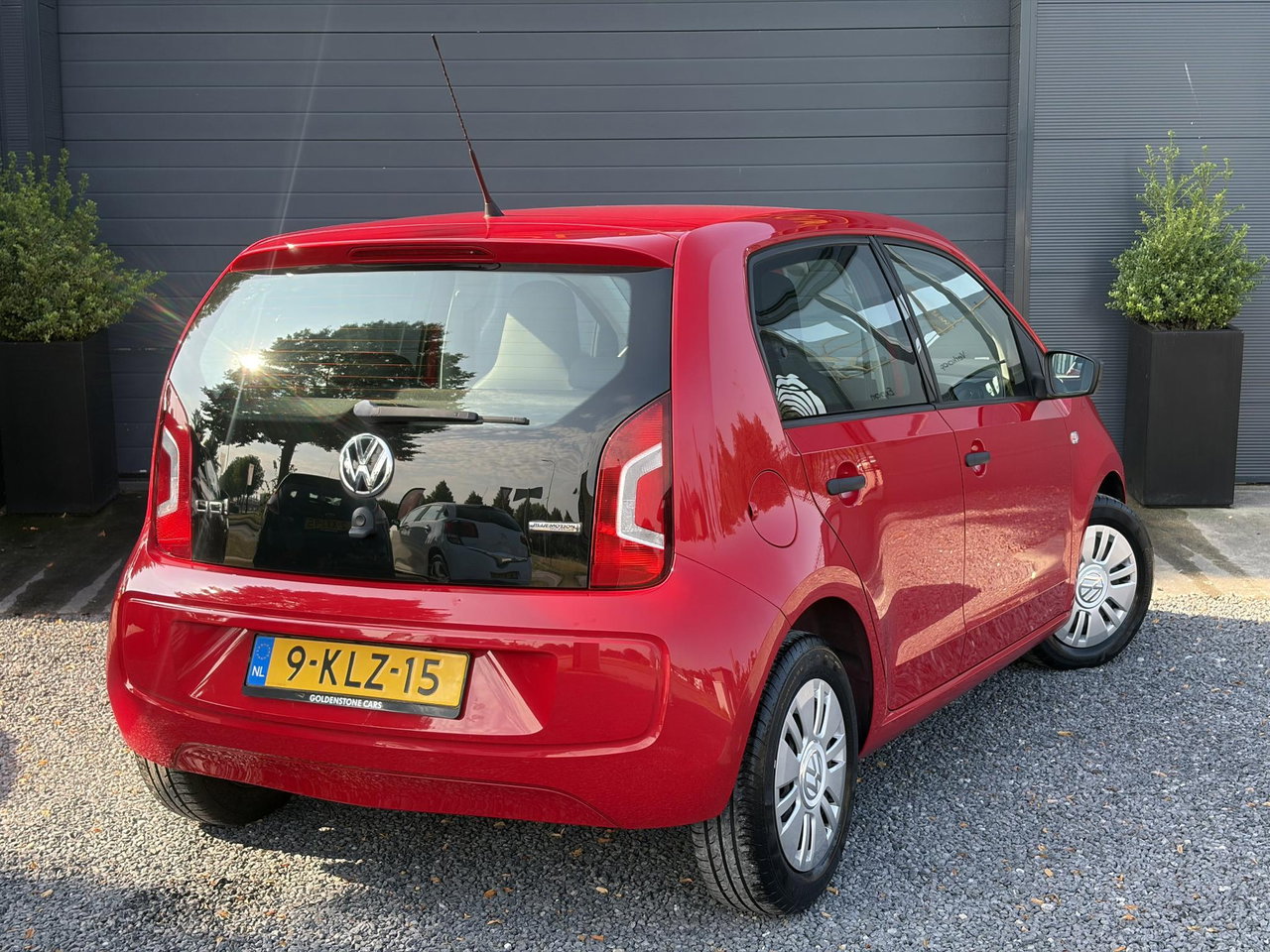 Volkswagen up!