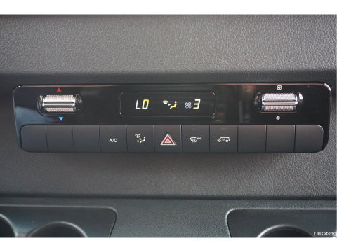 Mercedes-Benz Sprinter 317CDI Pro L2H2 BPM VRIJ!! 10.25" Mbux Cam, Gev. Stoel, 3.5T Trekgewicht, LED!! NR. A393*