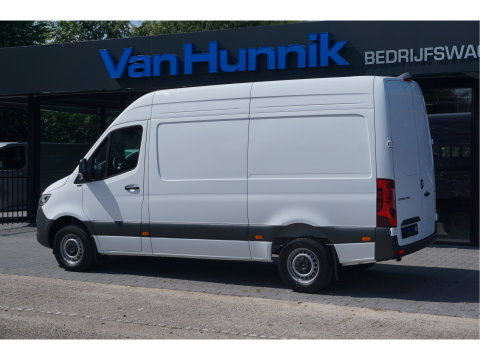Mercedes-Benz Sprinter 317CDI Pro L2H2 BPM VRIJ!! 10.25" Mbux Cam, Gev. Stoel, 3.5T Trekgewicht, LED!! NR. A393*