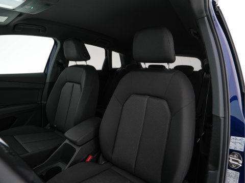 Audi Q4 e-tron 40 Launch edition 77 kWh [3-Fase-11kW] {SoH-94%} (INCL.BTW) *ADAPTIVE-CRUISE | SONOS-SOUND | HEATED-COMFORTSEATS | DIGI-COCKPIT | DAB+ | PRIVACY-GLASS | ECC | PDC | 20''ALU*