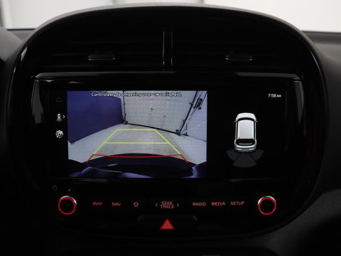 Kia e-Soul DynamicLine 64 kWh | SOH 97,5% | Cruise control | Carplay | Park assist | Camera | Climate control | Virtueel dashboard | plug-in