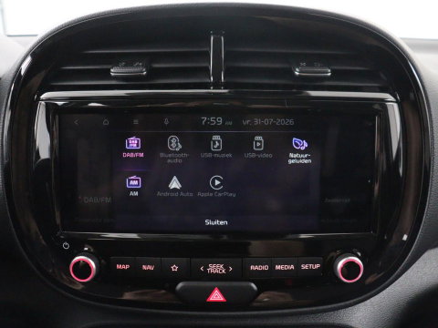 Kia e-Soul DynamicLine 64 kWh | SOH 97,5% | Cruise control | Carplay | Park assist | Camera | Climate control | Virtueel dashboard | plug-in