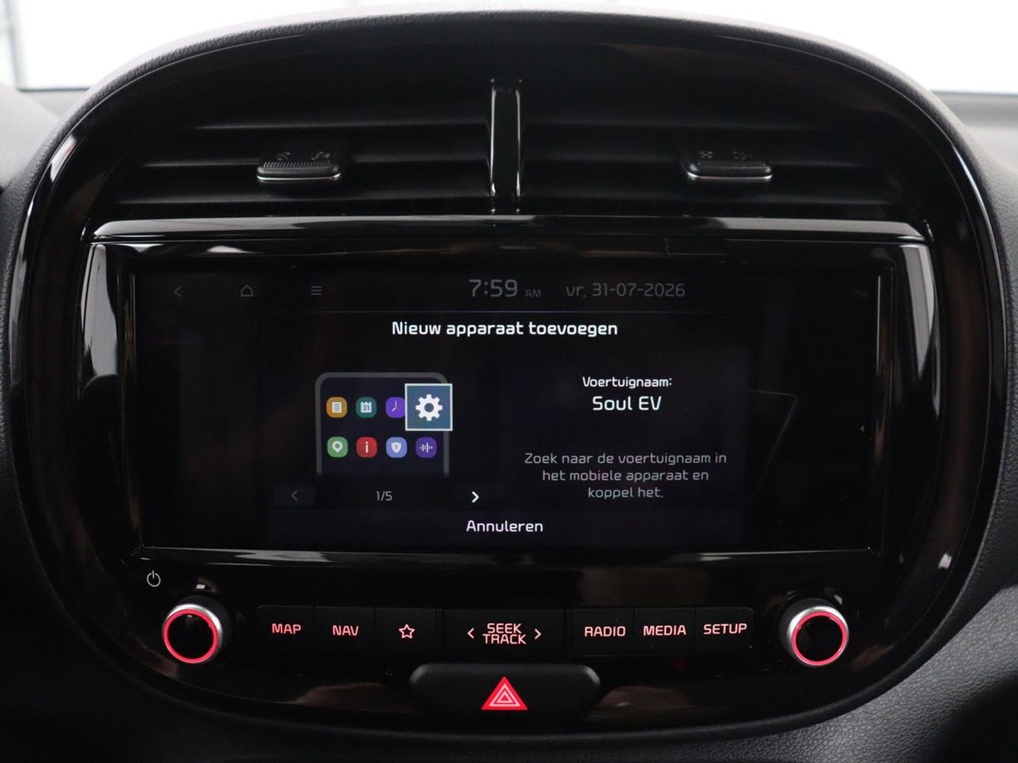 Kia e-Soul DynamicLine 64 kWh | SOH 97,5% | Cruise control | Carplay | Park assist | Camera | Climate control | Virtueel dashboard | plug-in