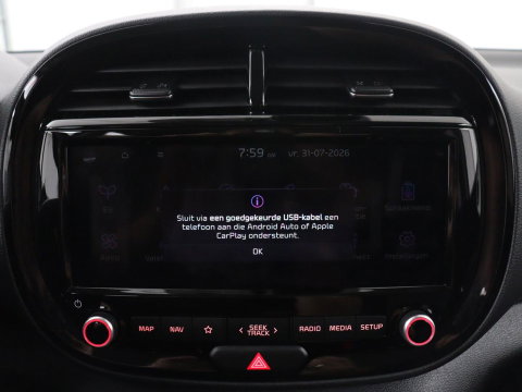 Kia e-Soul DynamicLine 64 kWh | SOH 97,5% | Cruise control | Carplay | Park assist | Camera | Climate control | Virtueel dashboard | plug-in