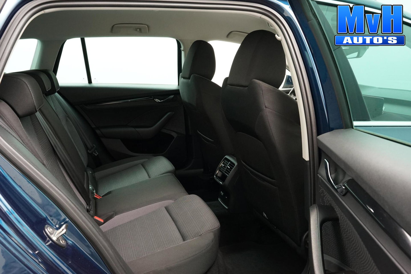 Škoda Octavia Combi 1.4 TSI PHEV Business|CAM|STOEL.VW|SOH89%