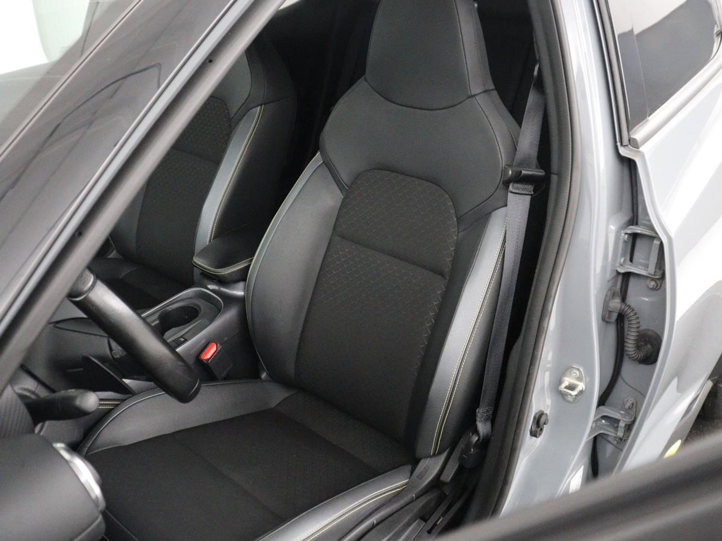 Nissan Juke 1.0 DIG-T Kiiro | Half leder | Stoelverwarming | Cruise control | Lane assist | Navigatie | Carplay | Camera | Park assist | Trekhaak