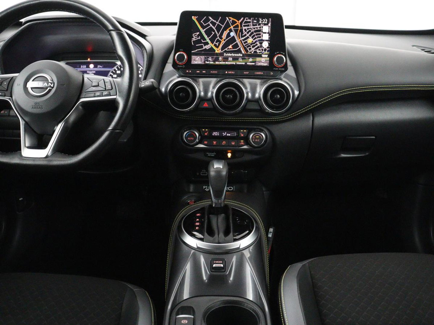 Nissan Juke 1.0 DIG-T Kiiro | Half leder | Stoelverwarming | Cruise control | Lane assist | Navigatie | Carplay | Camera | Park assist | Trekhaak