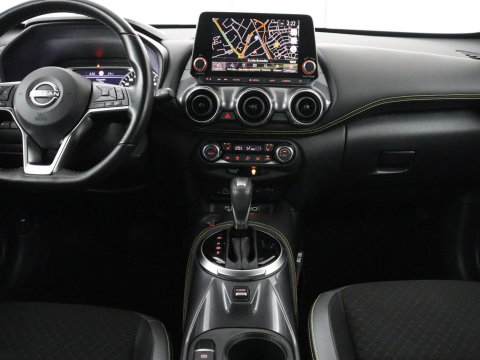 Nissan Juke 1.0 DIG-T Kiiro | Half leder | Stoelverwarming | Cruise control | Lane assist | Navigatie | Carplay | Camera | Park assist | Trekhaak