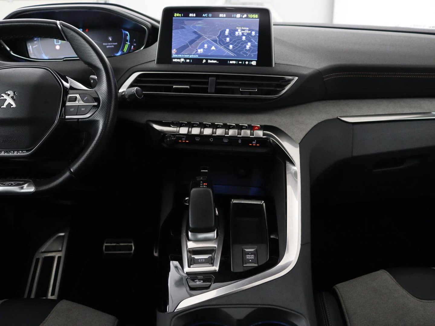 Peugeot 3008 1.6 HYbrid4 300 Première Pack | SOH 93,8% | Panoramadak | Leder/alacantara | Memory | Stoelverwarming | Carplay | 360 camera | Trekhaak | PHEV