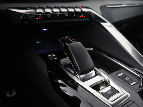 Peugeot 3008 1.6 HYbrid4 300 Première Pack | SOH 93,8% | Panoramadak | Leder/alacantara | Memory | Stoelverwarming | Carplay | 360 camera | Trekhaak | PHEV