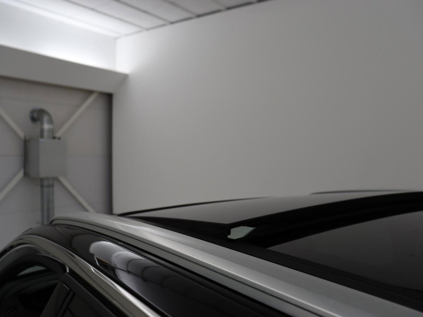 Peugeot 3008 1.6 HYbrid4 300 Première Pack | SOH 93,8% | Panoramadak | Leder/alacantara | Memory | Stoelverwarming | Carplay | 360 camera | Trekhaak | PHEV