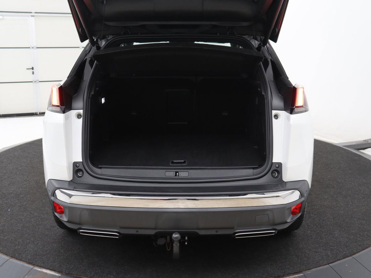 Peugeot 3008 1.6 HYbrid4 300 Première Pack | SOH 93,8% | Panoramadak | Leder/alacantara | Memory | Stoelverwarming | Carplay | 360 camera | Trekhaak | PHEV