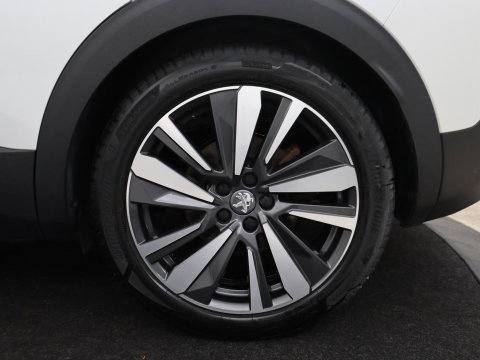 Peugeot 3008 1.6 HYbrid4 300 Première Pack | SOH 93,8% | Panoramadak | Leder/alacantara | Memory | Stoelverwarming | Carplay | 360 camera | Trekhaak | PHEV