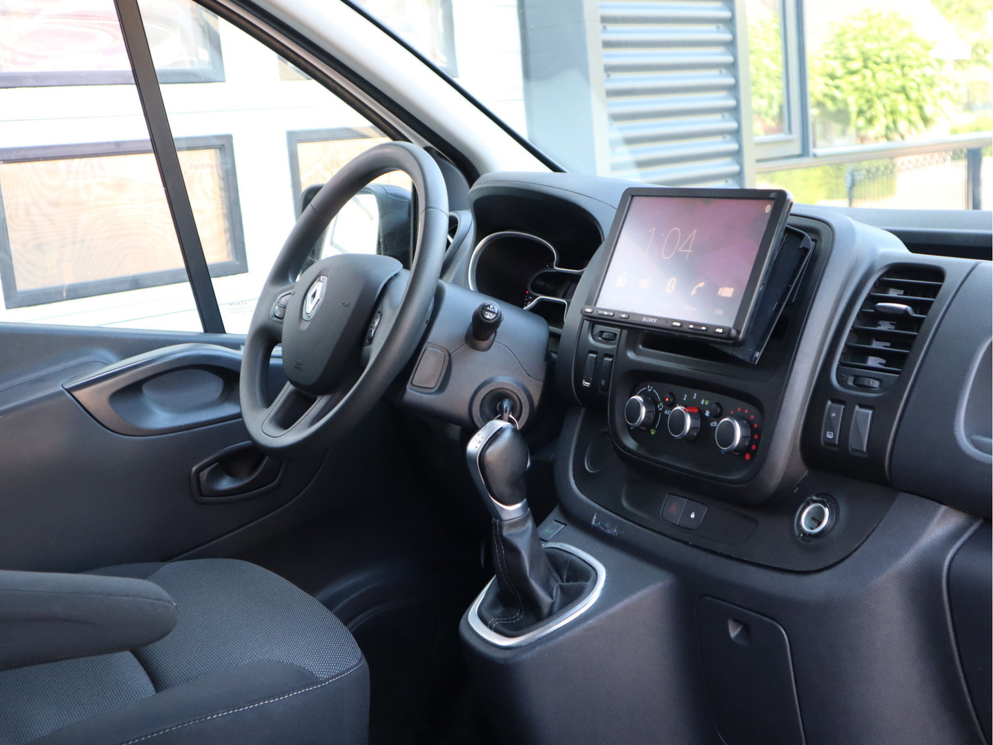 Renault Trafic 2.0 dCi 146pk Automaat Euro 6 - 2x Schuifdeur - Lang L2 - Airco - Camera