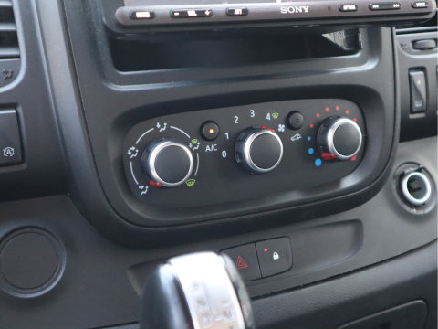 Renault Trafic 2.0 dCi 146pk Automaat Euro 6 - 2x Schuifdeur - Lang L2 - Airco - Camera