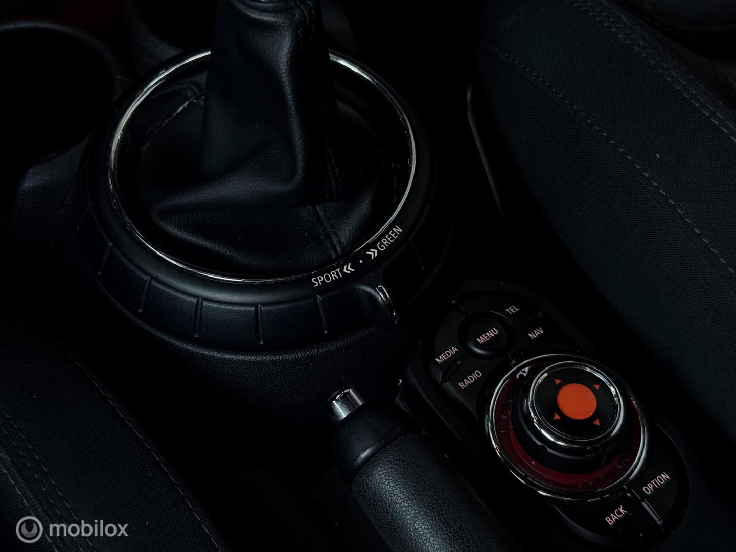MINI Cooper Cabrio 1.5 Chili | LED | Sportstoelen | Camera