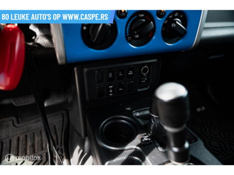 Toyota Land Cruiser FJ Cruiser 4.0 V6 VVT-i Executive