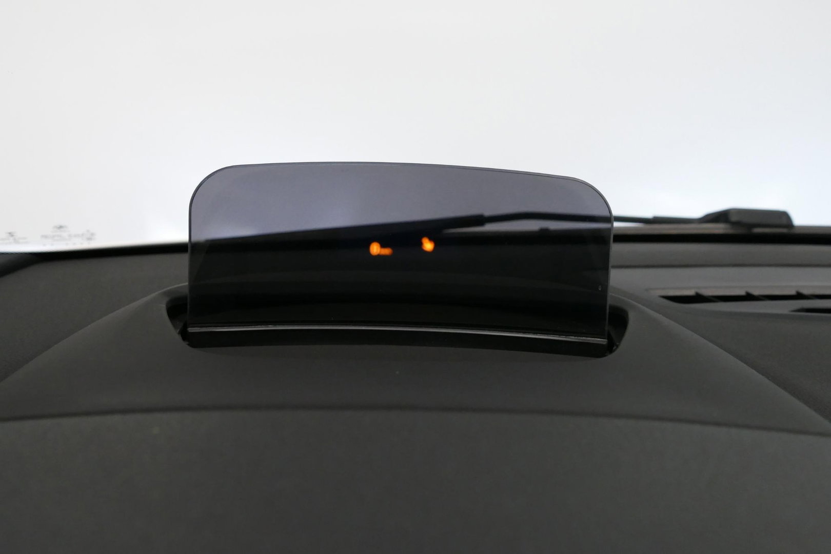 BMW 2 Serie Active Tourer 218i M Sport / Orig. Nederlands / Panoramadak / Elektr. verstelbare voorstoelen (links met memory) / Trekhaak (afneembaar) / Harman Kardon Sound System / Stoelverwarming / Lederen bekleding / HUD / Cruise Control / Navigatie / Elektr. achter
