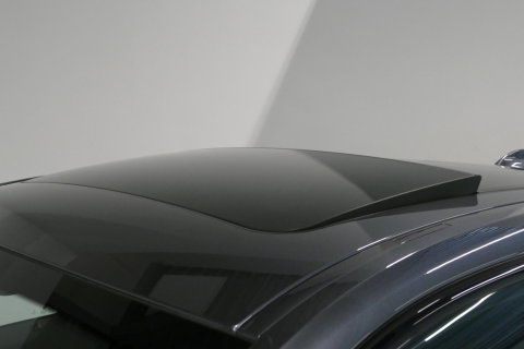 BMW 1 Serie M135i xDrive High Executive Edition / Orig. Nederlands / Panoramadak / Stoelverwarming / Apple Carplay - Android Auto / Ambienteverlichting / HUD / Achteruitrijcamera / Cruise Control / 19'' LMV / Spiegel-pakket / LED koplampen / Lederen bekleding