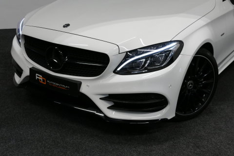 Mercedes-Benz C-Klasse Coupé 200 AMG Line Night Edition / Panoramadak / Apple Carplay - Android Auto / Stoelverwarming / 19'' LMV / Navigatie / Cruise Control / Night Pakket / LED koplampen / Agility Control