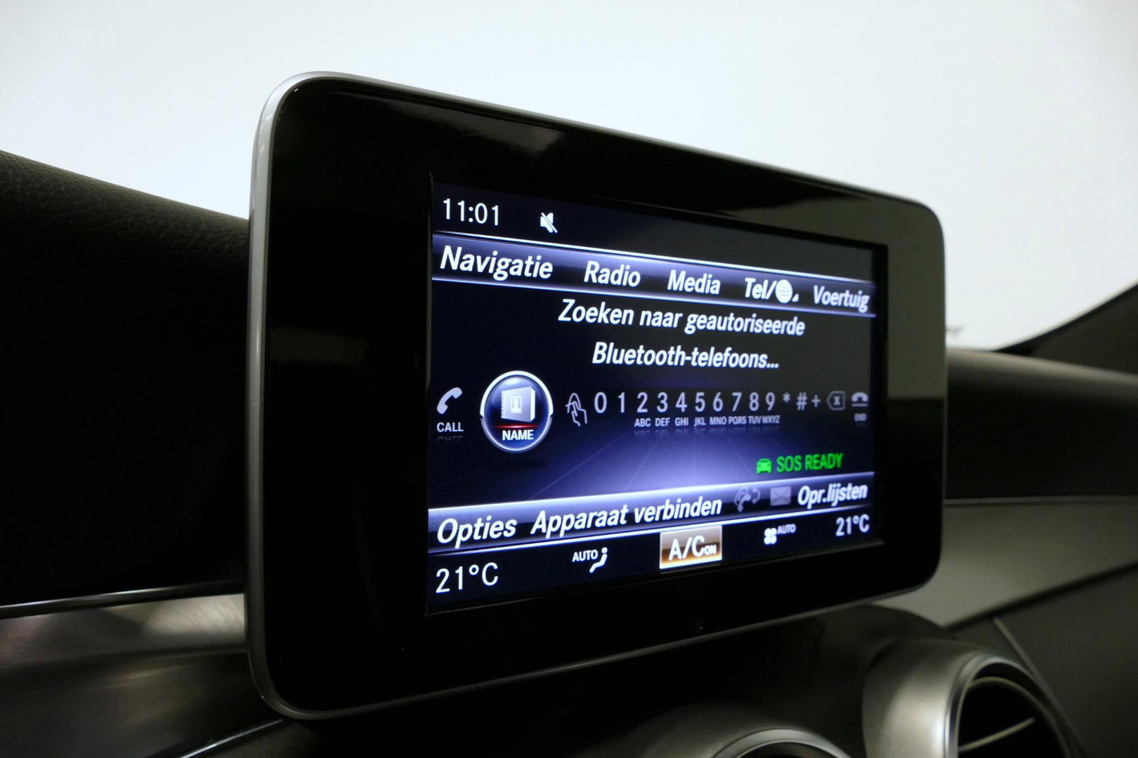 Mercedes-Benz C-Klasse Coupé 200 AMG Line Night Edition / Panoramadak / Apple Carplay - Android Auto / Stoelverwarming / 19'' LMV / Navigatie / Cruise Control / Night Pakket / LED koplampen / Agility Control