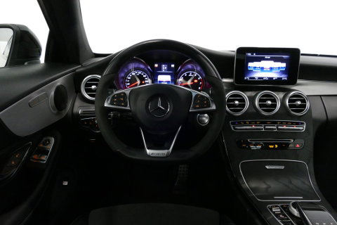 Mercedes-Benz C-Klasse Coupé 200 AMG Line Night Edition / Panoramadak / Apple Carplay - Android Auto / Stoelverwarming / 19'' LMV / Navigatie / Cruise Control / Night Pakket / LED koplampen / Agility Control