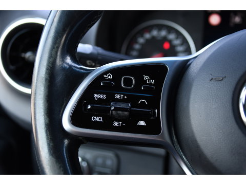 Mercedes-Benz Sprinter 319 3.0 CDI L2H2 AMG Edition Adaptieve Cruise, Camera, Carplay, LED, 10,5'' Mbux, Automaat, Sensoren, Stoelverwarming, Uniek!