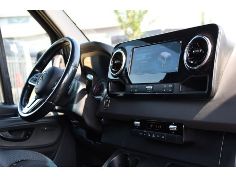 Mercedes-Benz Sprinter 319 3.0 CDI L2H2 AMG Edition Adaptieve Cruise, Camera, Carplay, LED, 10,5'' Mbux, Automaat, Sensoren, Stoelverwarming, Uniek!