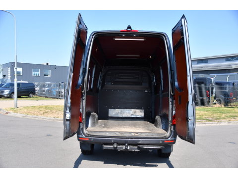 Mercedes-Benz Sprinter 319 3.0 CDI L2H2 AMG Edition Adaptieve Cruise, Camera, Carplay, LED, 10,5'' Mbux, Automaat, Sensoren, Stoelverwarming, Uniek!