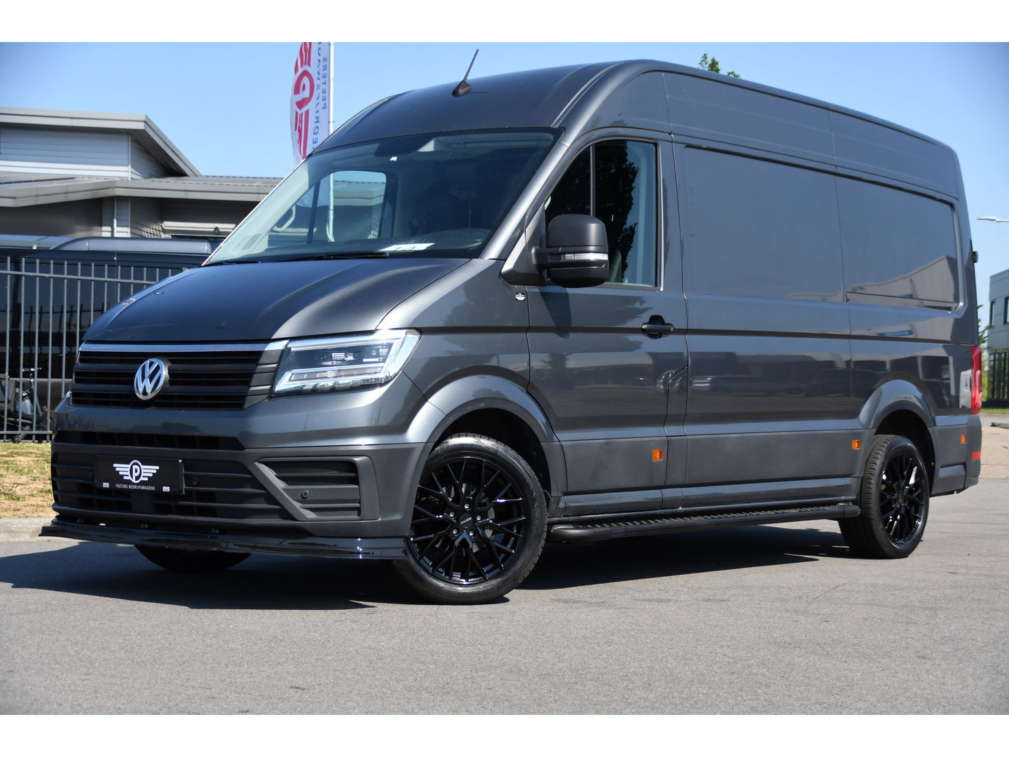 Volkswagen Crafter 35 2.0 TDI L3H3 PB Edition Camera, Cruise, Carplay, LED, Automaat, Trekhaak, Multimedia, Automaat, 140pk, Uniek!