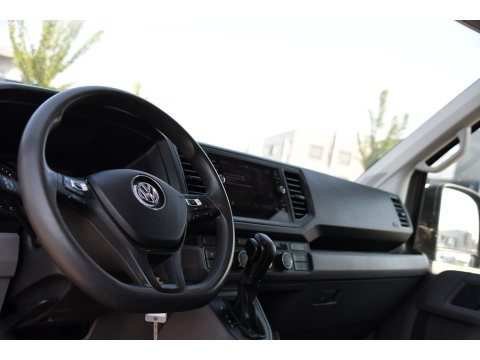 Volkswagen Crafter 35 2.0 TDI L3H3 PB Edition Camera, Cruise, Carplay, LED, Automaat, Trekhaak, Multimedia, Automaat, 140pk, Uniek!