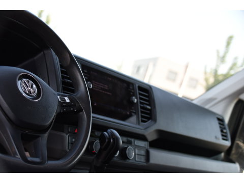 Volkswagen Crafter 35 2.0 TDI L3H3 PB Edition Camera, Cruise, Carplay, LED, Automaat, Trekhaak, Multimedia, Automaat, 140pk, Uniek!