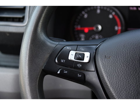 Volkswagen Crafter 35 2.0 TDI L3H3 PB Edition Camera, Cruise, Carplay, LED, Automaat, Trekhaak, Multimedia, Automaat, 140pk, Uniek!