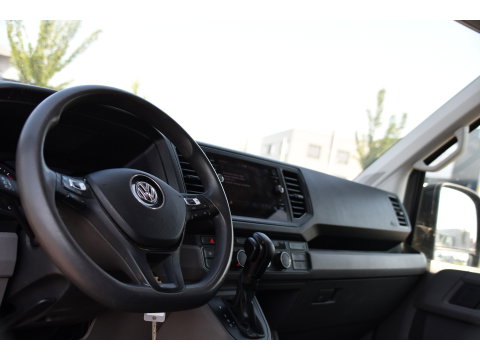 Volkswagen Crafter 35 2.0 TDI L3H3 PB Edition Camera, Cruise, Carplay, LED, Automaat, Trekhaak, Multimedia, Automaat, 140pk, Uniek!