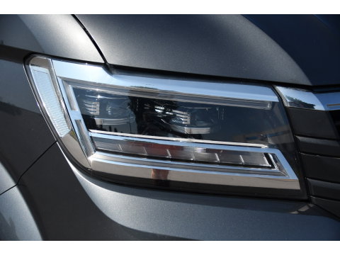Volkswagen Crafter 35 2.0 TDI L3H3 PB Edition Camera, Cruise, Carplay, LED, Automaat, Trekhaak, Multimedia, Automaat, 140pk, Uniek!