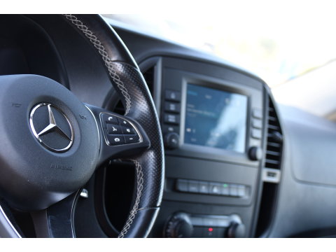 Mercedes-Benz Vito 124 CDI L3 DC PB Edition Camera, Cruise, Carplay, Stoelverwarming, 237pk, Automaat, Multimedia, Trekhaak, Uniek!