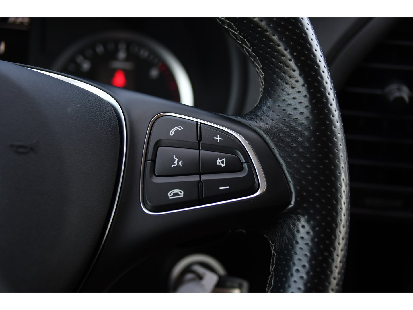 Mercedes-Benz Vito 124 CDI L3 DC PB Edition Camera, Cruise, Carplay, Stoelverwarming, 237pk, Automaat, Multimedia, Trekhaak, Uniek!