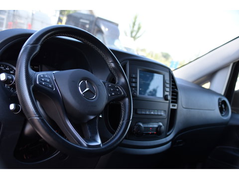Mercedes-Benz Vito 124 CDI L3 DC PB Edition Camera, Cruise, Carplay, Stoelverwarming, 237pk, Automaat, Multimedia, Trekhaak, Uniek!