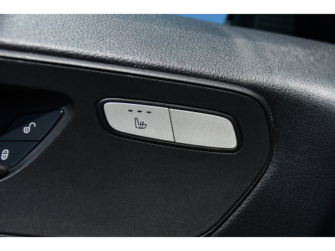 Mercedes-Benz Vito 124 CDI L3 DC PB Edition Camera, Cruise, Carplay, Stoelverwarming, 237pk, Automaat, Multimedia, Trekhaak, Uniek!