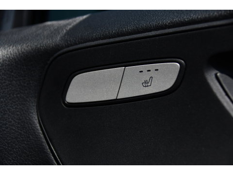 Mercedes-Benz Vito 124 CDI L3 DC PB Edition Camera, Cruise, Carplay, Stoelverwarming, 237pk, Automaat, Multimedia, Trekhaak, Uniek!