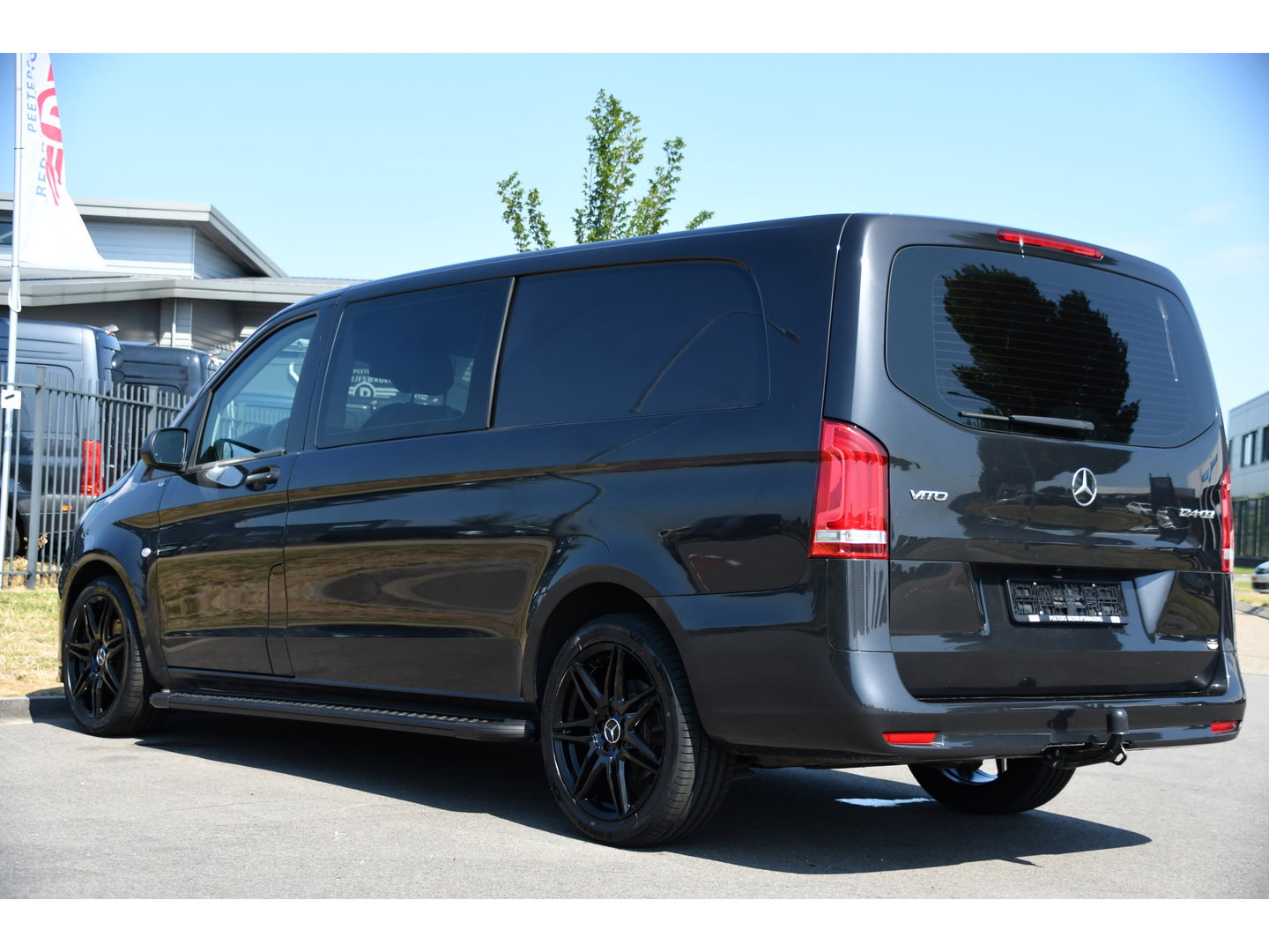 Mercedes-Benz Vito 124 CDI L3 DC PB Edition Camera, Cruise, Carplay, Stoelverwarming, 237pk, Automaat, Multimedia, Trekhaak, Uniek!