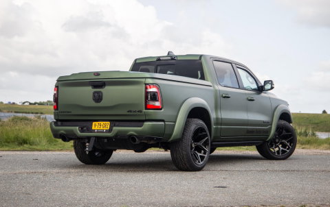 Dodge Ram Pick-Up 1500 5.7 V8 4x4 Crew Cab Limited BPM VRIJ / ALL IN PRIJS / PANO / KLEP / WIDE BODY / GARANTIE