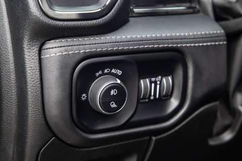 Dodge Ram Pick-Up 1500 5.7 V8 4x4 Crew Cab Limited BPM VRIJ / ALL IN PRIJS / PANO / KLEP / WIDE BODY / GARANTIE