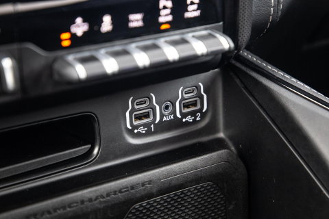 Dodge Ram Pick-Up 1500 5.7 V8 4x4 Crew Cab Limited BPM VRIJ / ALL IN PRIJS / PANO / KLEP / WIDE BODY / GARANTIE