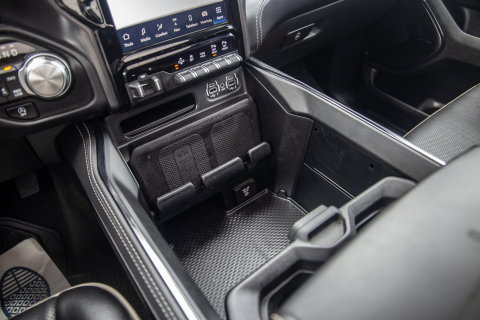 Dodge Ram Pick-Up 1500 5.7 V8 4x4 Crew Cab Limited BPM VRIJ / ALL IN PRIJS / PANO / KLEP / WIDE BODY / GARANTIE