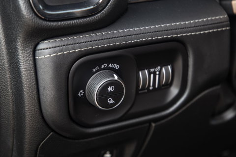 Dodge Ram Pick-Up 1500 5.7 V8 4x4 Crew Cab Limited BPM VRIJ / ALL IN PRIJS / PANO / KLEP / WIDE BODY / GARANTIE