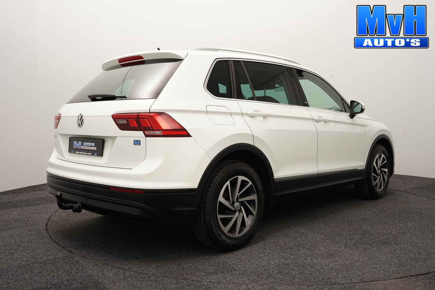 Volkswagen Tiguan 1.4 TSI Comfortline Sound|STOELVW|TREKH|ACC
