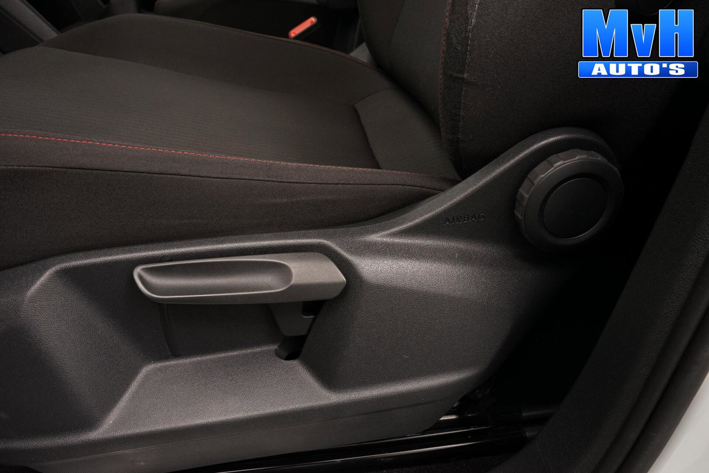 Volkswagen Tiguan 1.4 TSI Comfortline Sound|STOELVW|TREKH|ACC