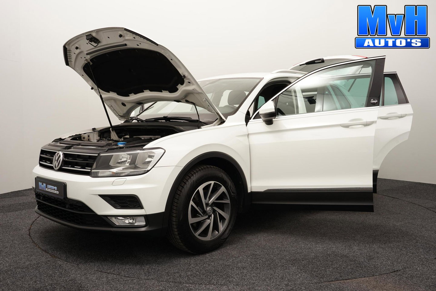Volkswagen Tiguan 1.4 TSI Comfortline Sound|STOELVW|TREKH|ACC